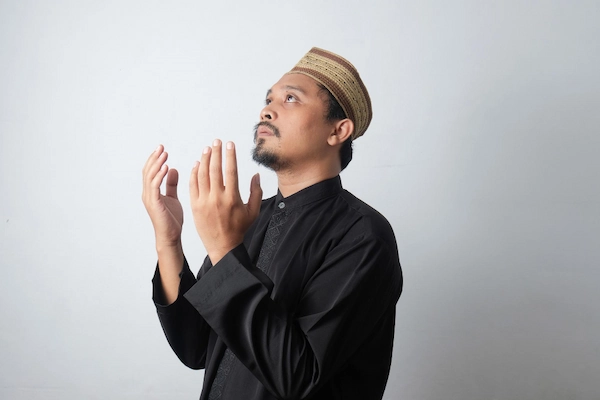 Doa Nabi Yunus dengan Arti dan Cara Bacanya
