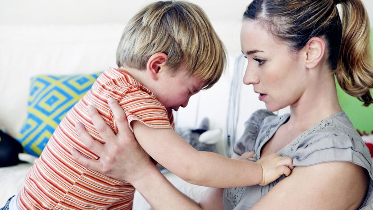 Tunjukkan empati saat anak tantrum